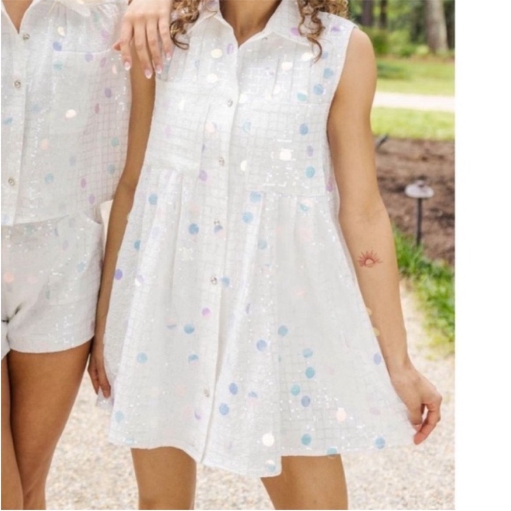 QUEEN OF SPARKLES White Sparkle Polka-Dot Midi Dress